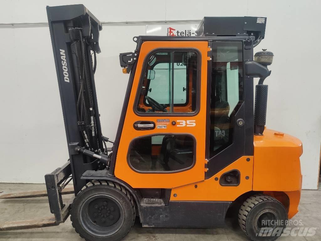 Doosan D 35 C-7 디젤 지게차