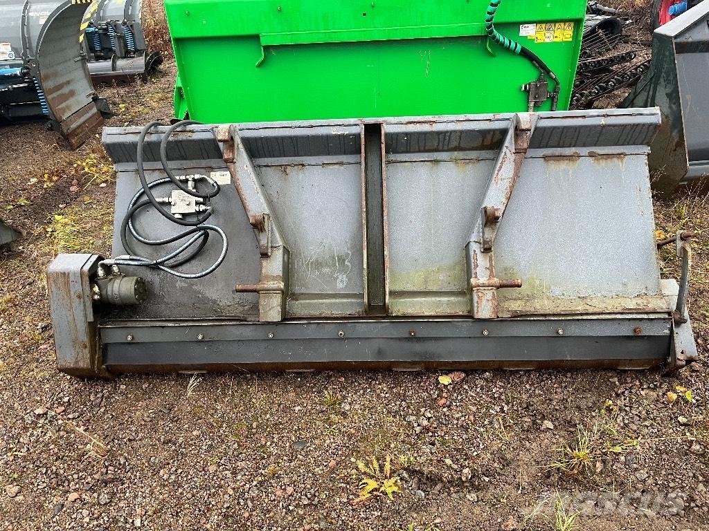 Sami 2000 모래(염화칼슘) 살포기