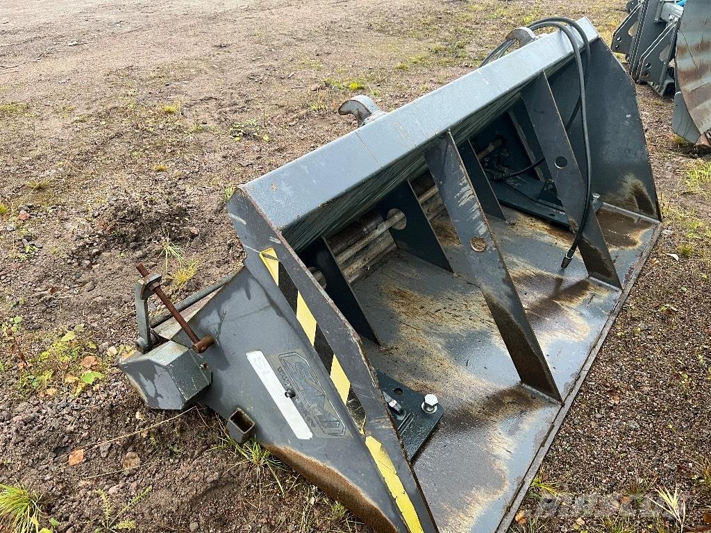 Sami 2000 모래(염화칼슘) 살포기