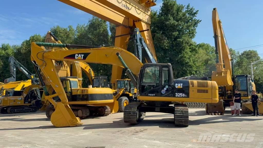 CAT 325 D L 대형 굴삭기 29톤 이상