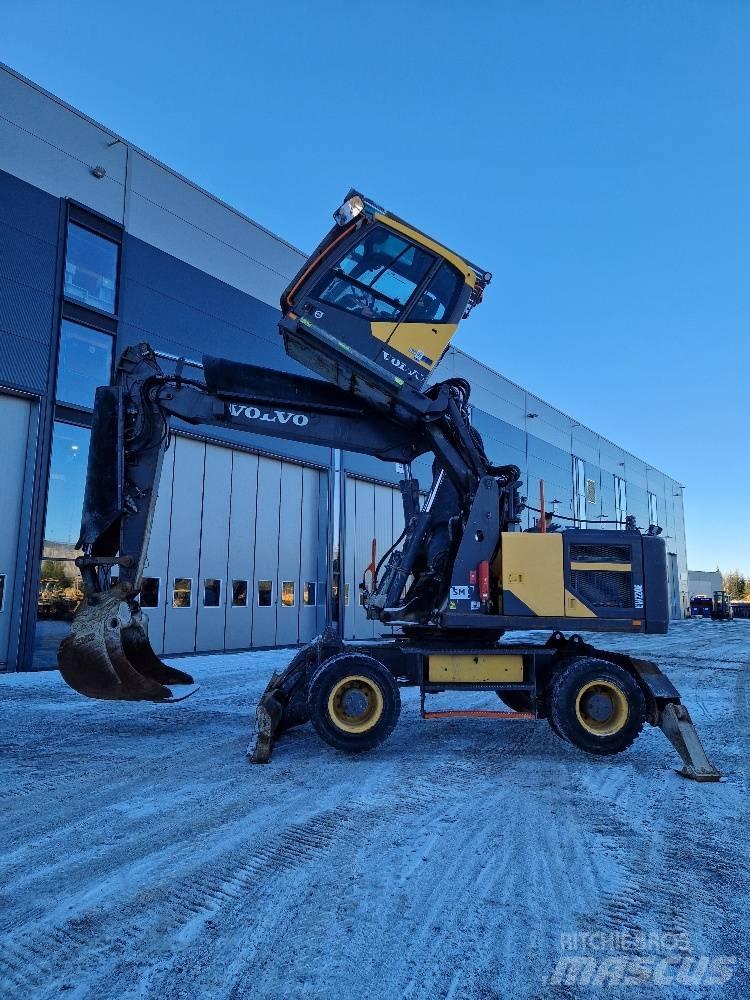 Volvo EW220E  휠 굴삭기