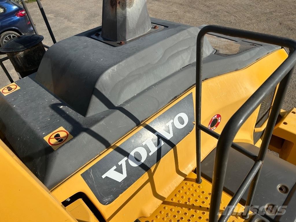 Volvo L110H  휠로우더