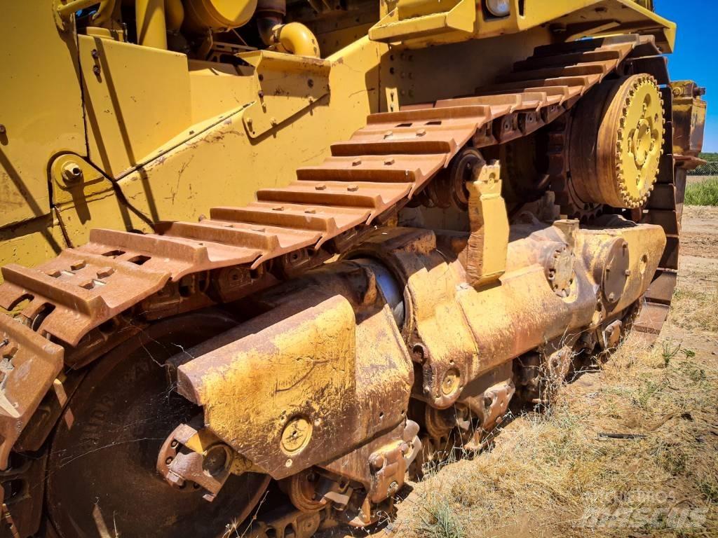CAT D10 크롤러 도저