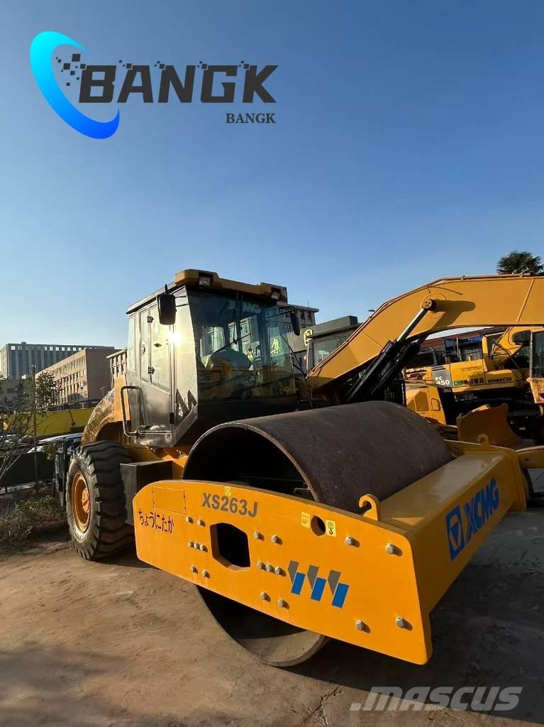 XCMG XS 263 J 싱글 드럼 롤러