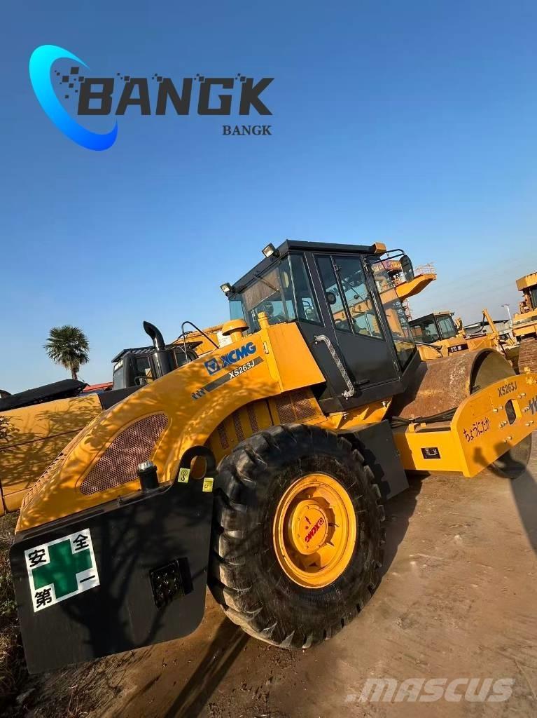 XCMG XS 263 J 싱글 드럼 롤러