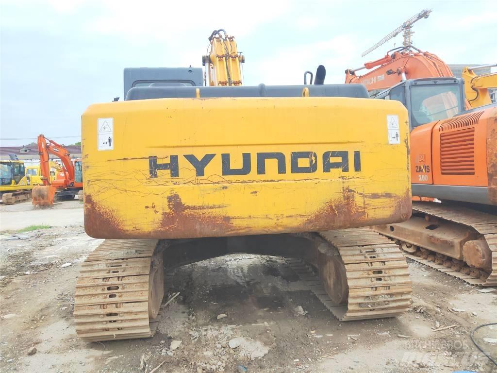 Hyundai R225LC-7 대형 굴삭기 29톤 이상