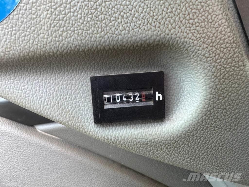 Liebherr LH 40 M 폐기물/산업 처리기