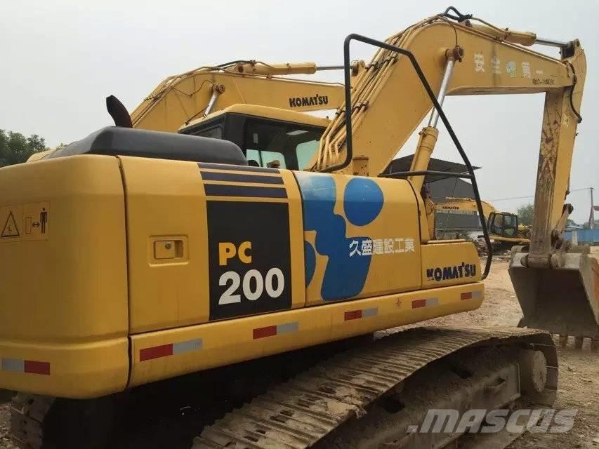 Komatsu PC 200-7 대형 굴삭기 29톤 이상