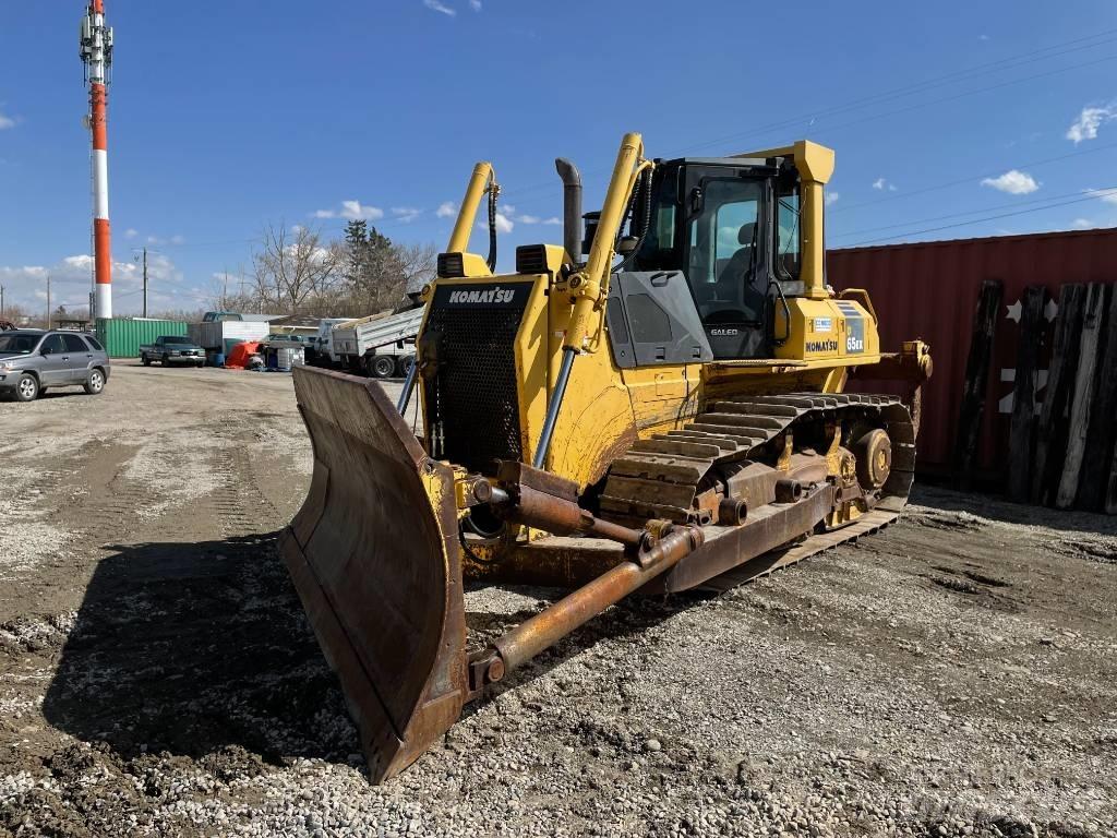 Komatsu D65EX-15 크롤러 도저