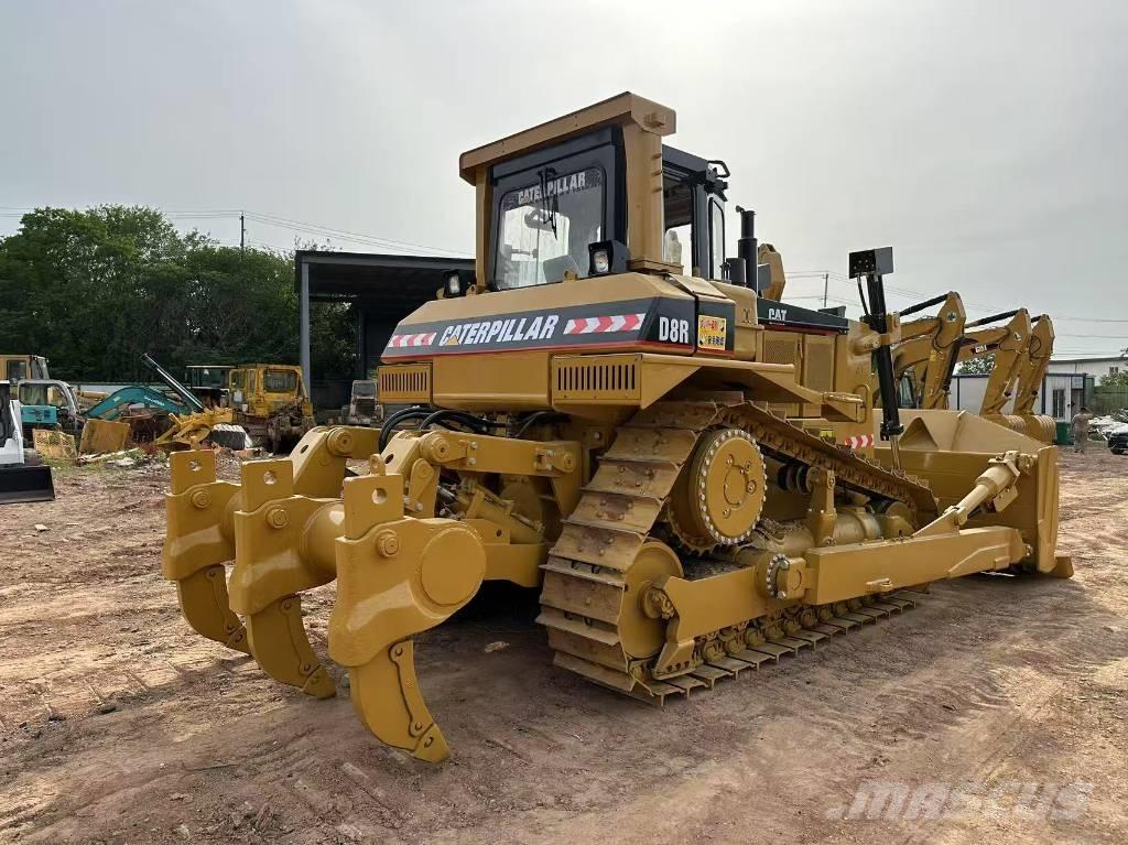 CAT D8R 크롤러 도저
