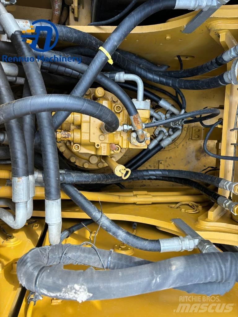 CAT 323 대형 굴삭기 29톤 이상