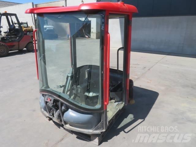 Volvo L30B / L35B 캐빈 및 인테리어