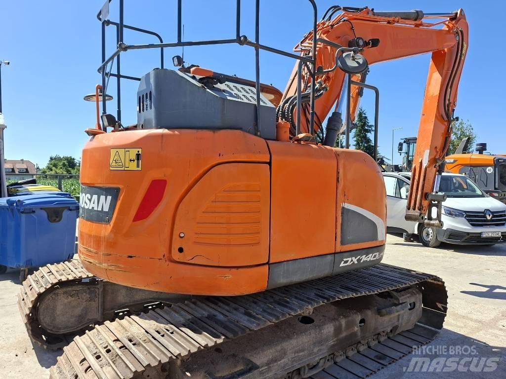 Doosan DX 140 LCR 대형 굴삭기 29톤 이상