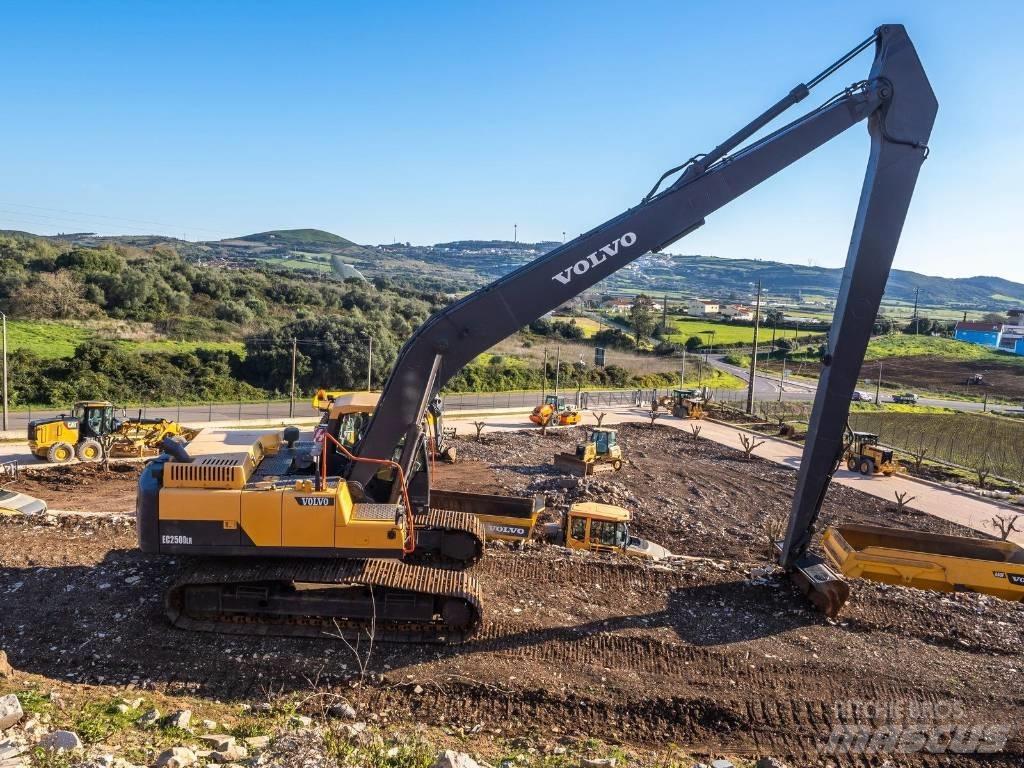 Volvo EC 250 D 대형 굴삭기 29톤 이상