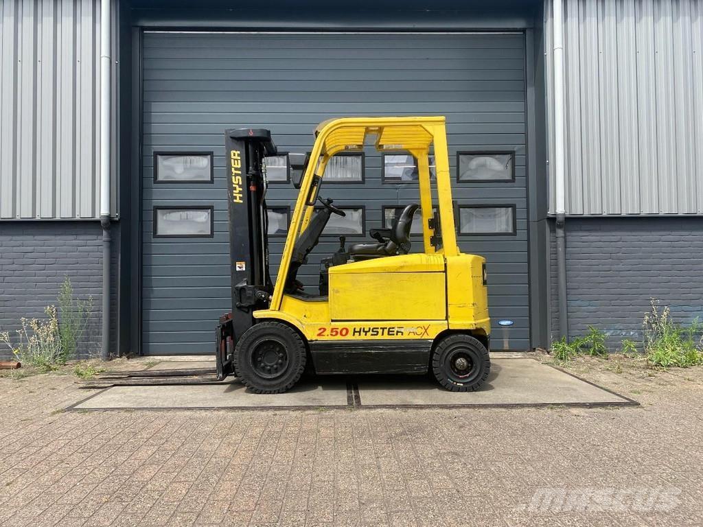 Hyster J2.50XM 전동 지게차