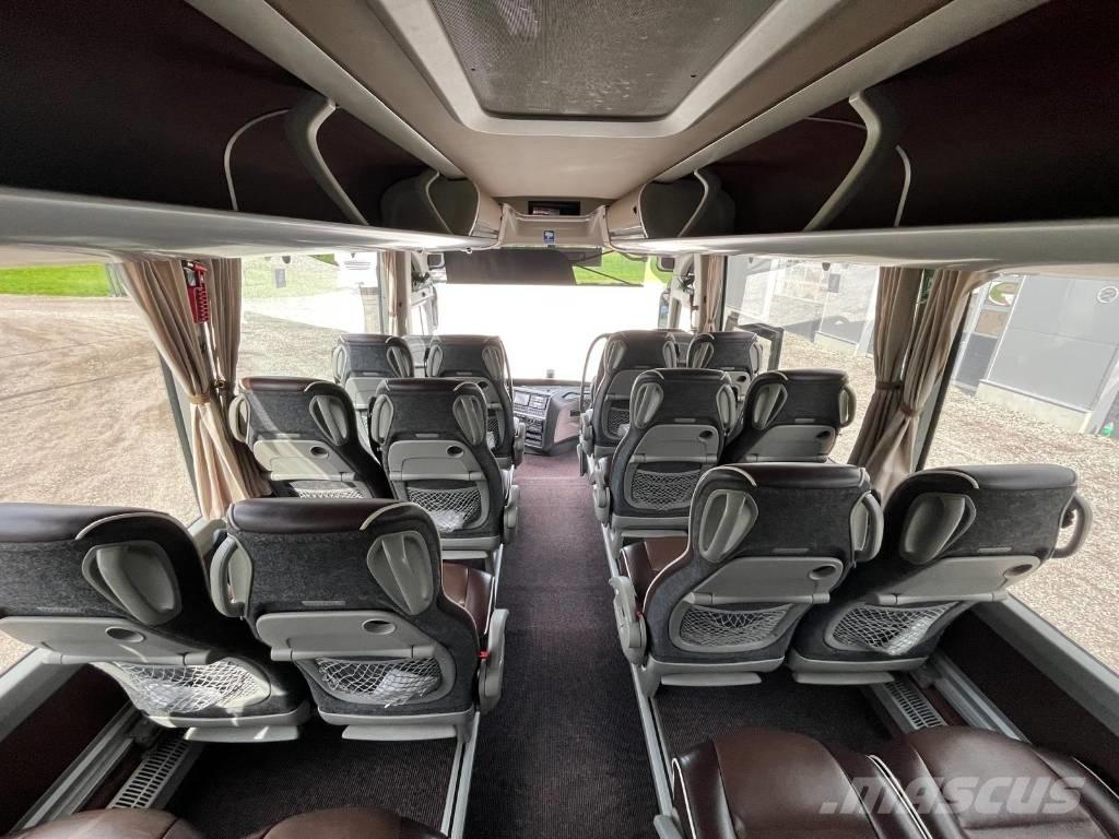 Volvo 9700 코치(장거리 버스)