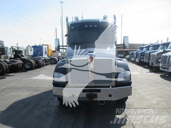 Kenworth T880 트랙터 유닛
