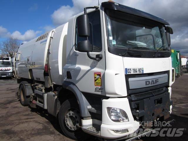 DAF CF330 청소 트럭