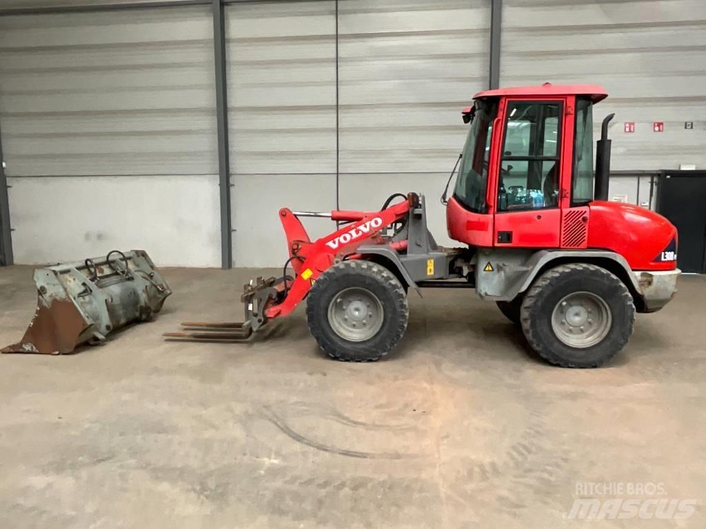 Volvo L 30 B-Z/X  휠로우더