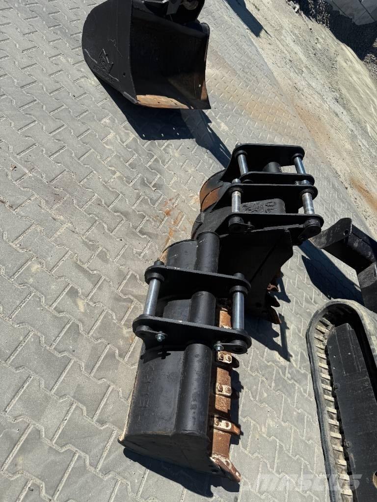 JCB 8055 RTS 소형 굴삭기 7톤 미만