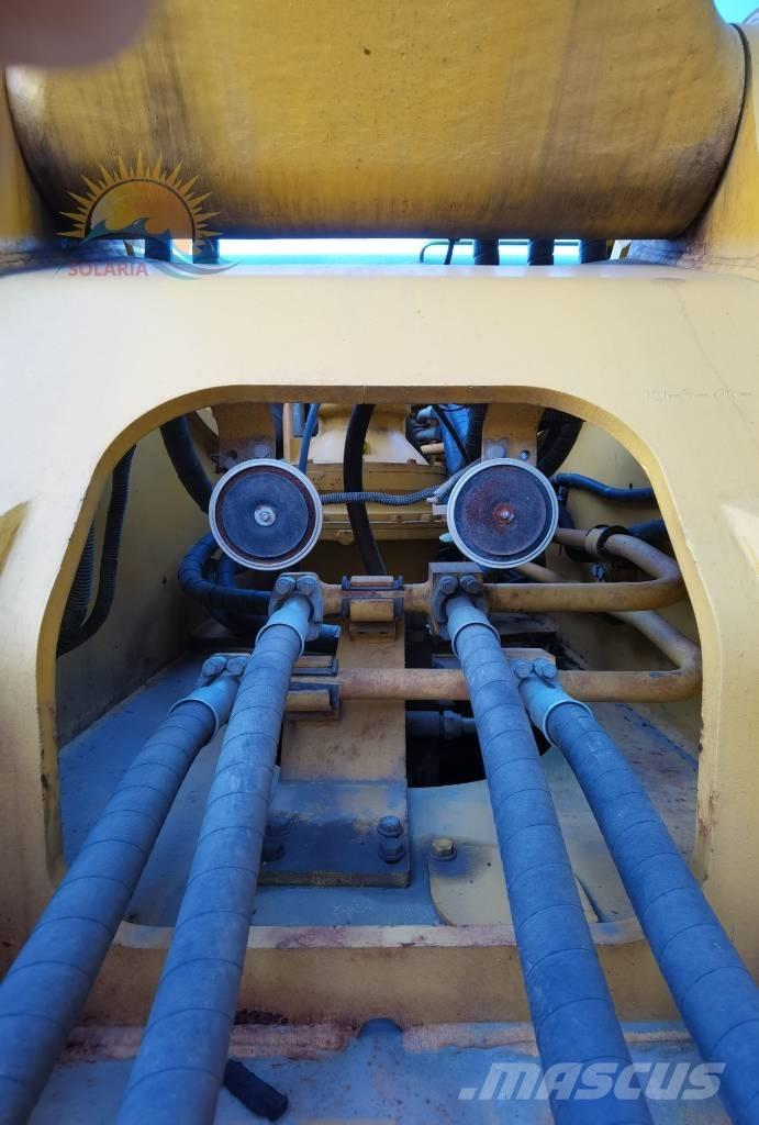 Komatsu PC 350-7 대형 굴삭기 29톤 이상