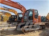 Hitachi ZX 135 US 대형 굴삭기 29톤 이상