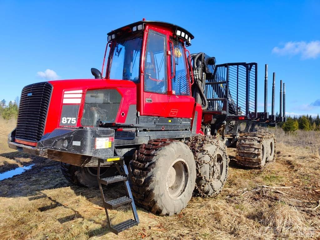 Komatsu 875 원목 포워더