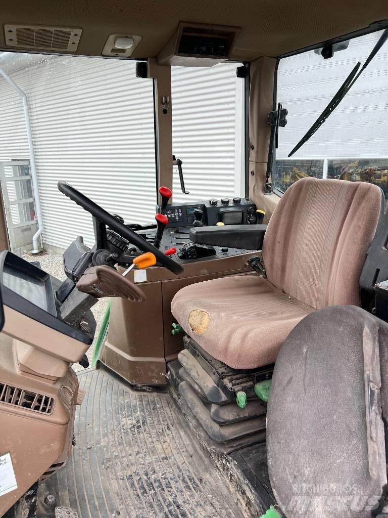 John Deere 6900 트랙터