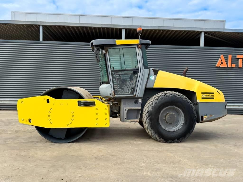 Dynapac CA3500D 싱글 드럼 롤러