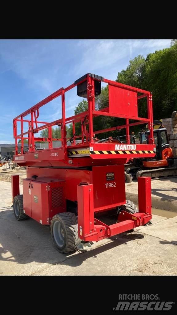 Manitou 140 SC 가위형 리프트