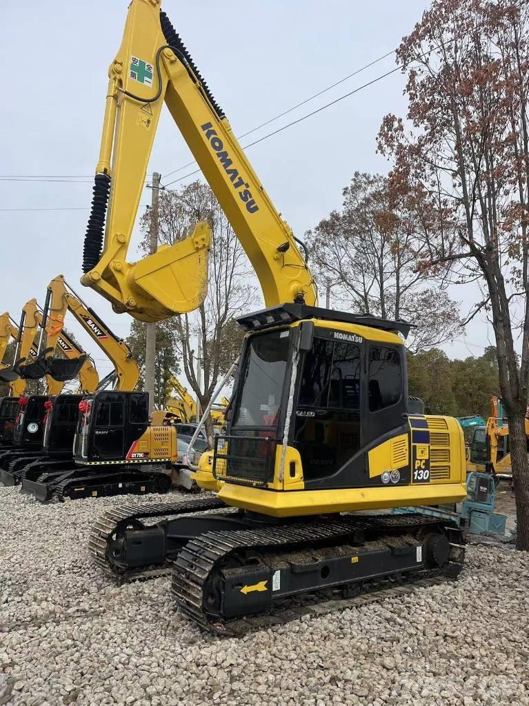 Komatsu PC 130 중형굴삭기 7톤-28톤