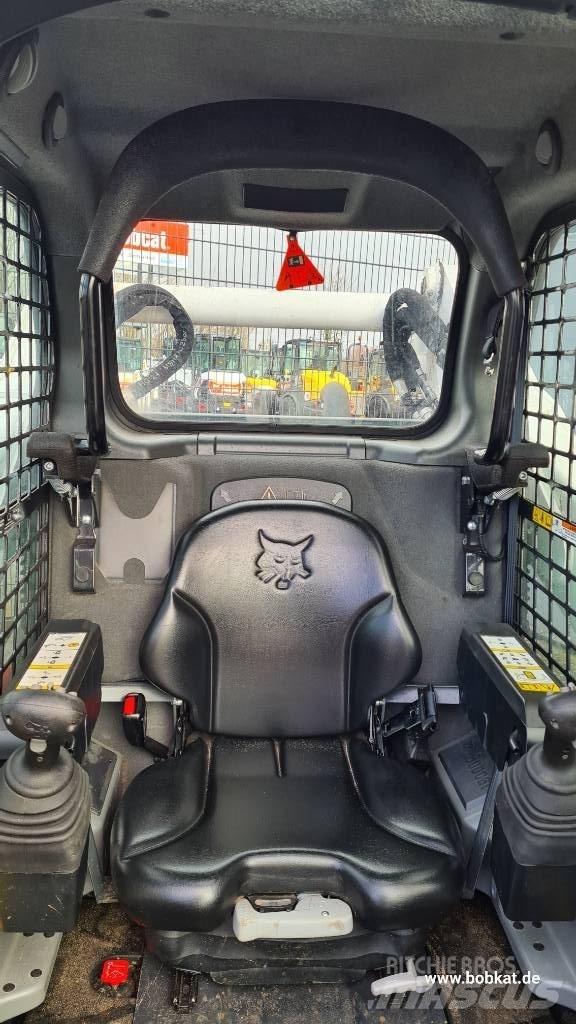 Bobcat T 770 궤도식 로우더