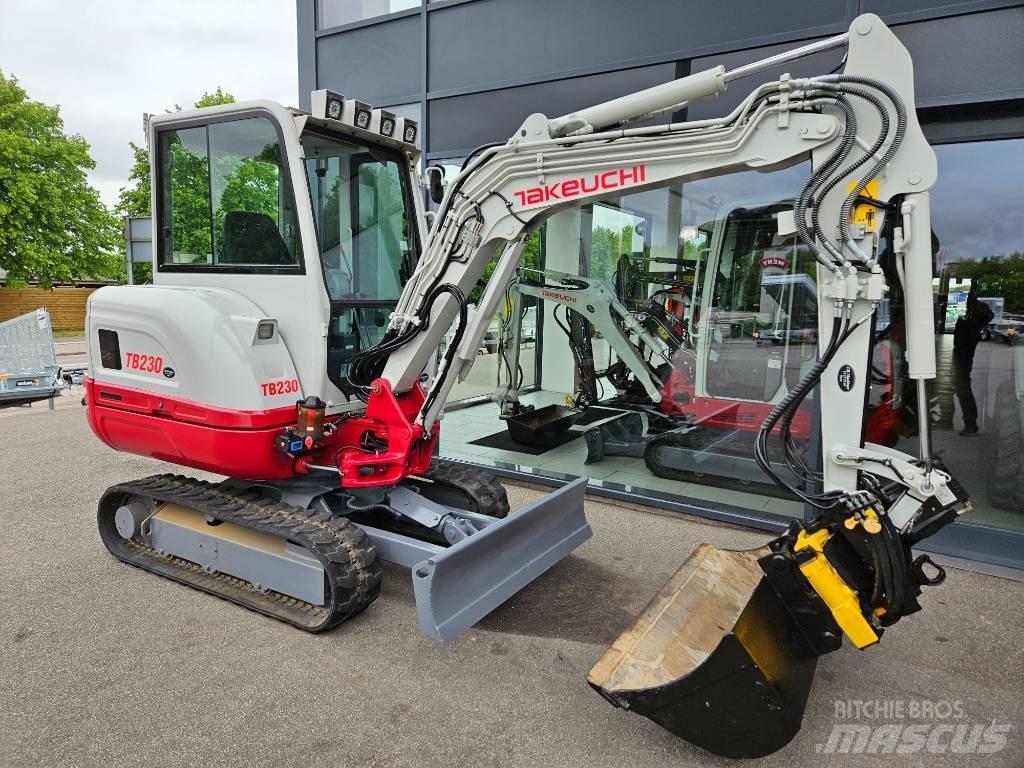 Takeuchi TB 230 소형 굴삭기 7톤 미만