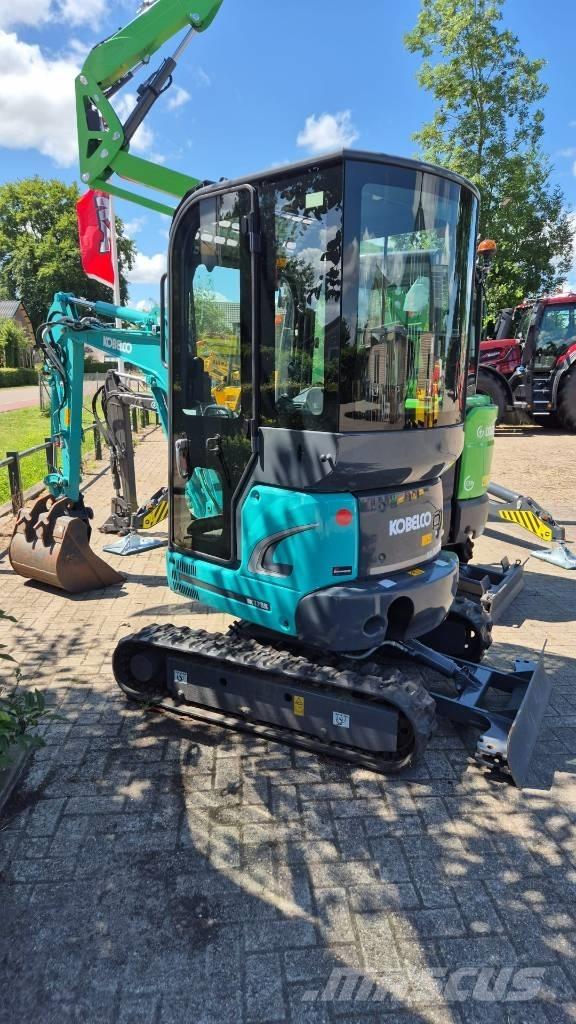 Kobelco SK 17 SR 소형 굴삭기 7톤 미만