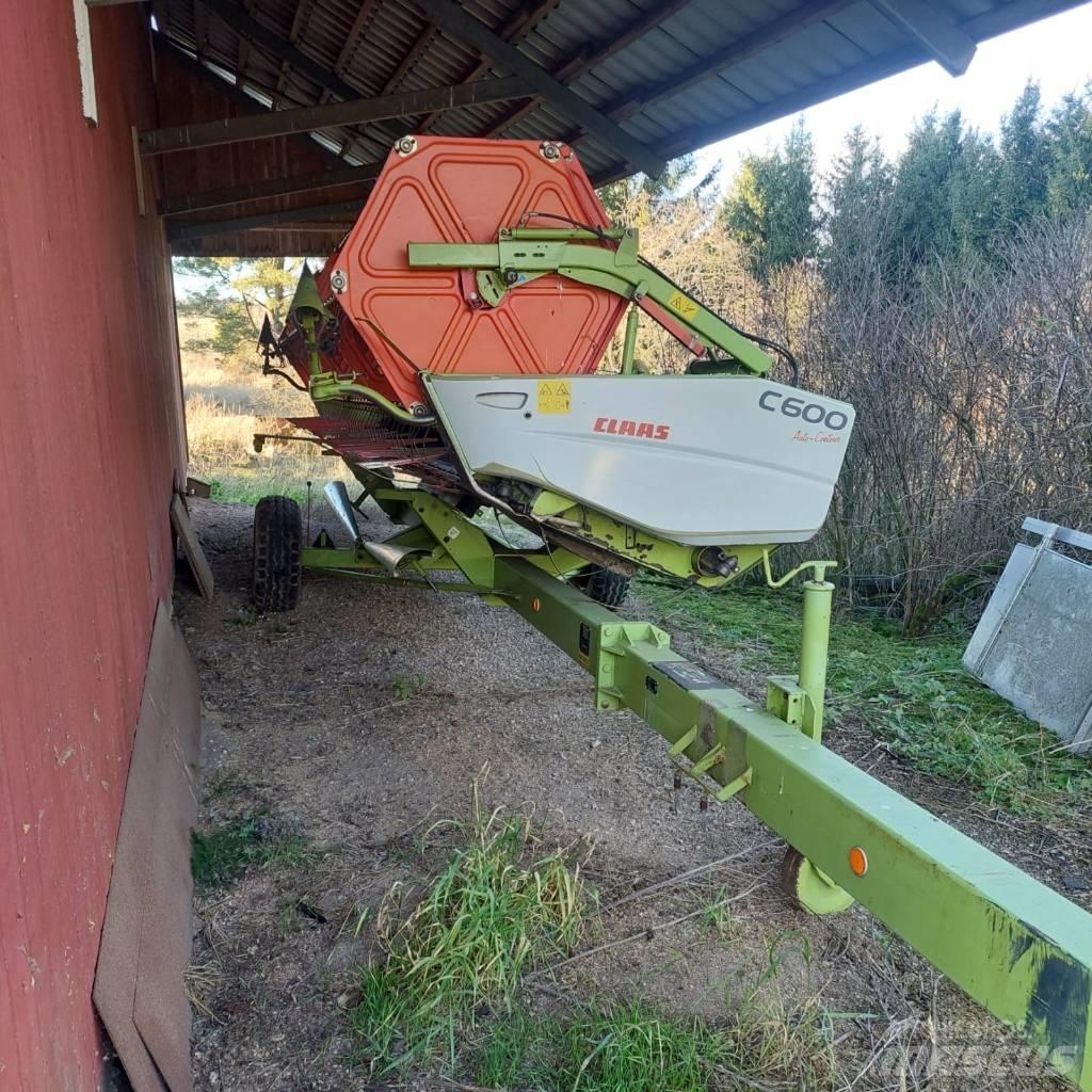 CLAAS Tucano 440 콤바인 수확기