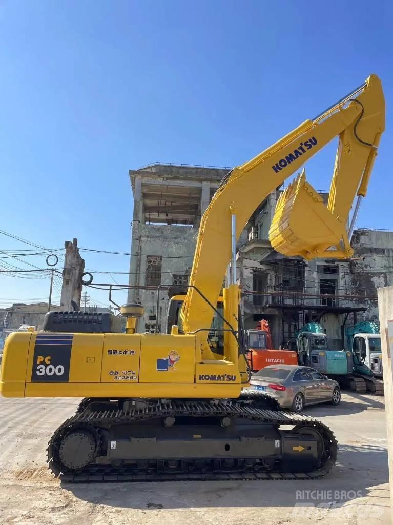 Komatsu PC 300 LC-7 대형 굴삭기 29톤 이상