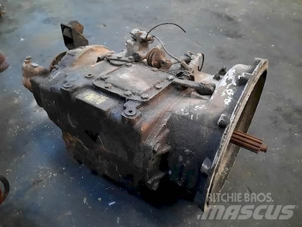 Volvo SR70 기어박스