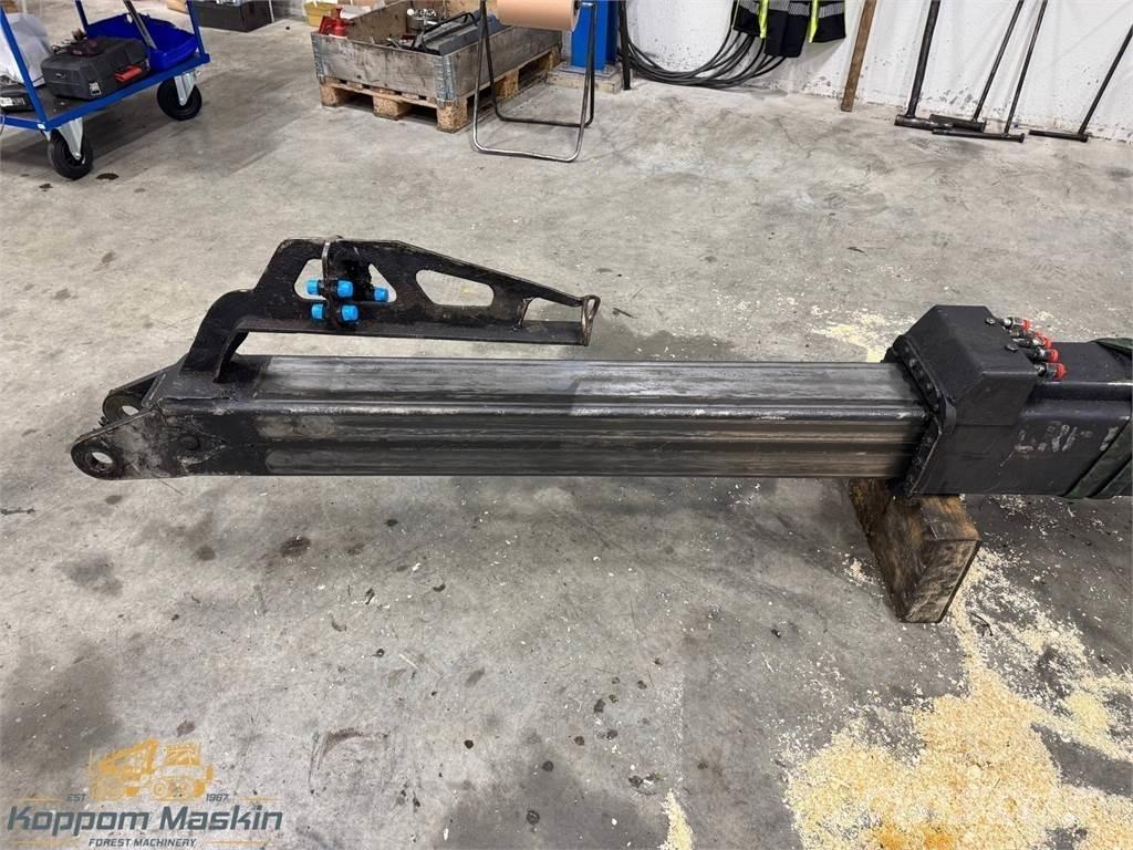 Valmet CRF12 포워더 크레인