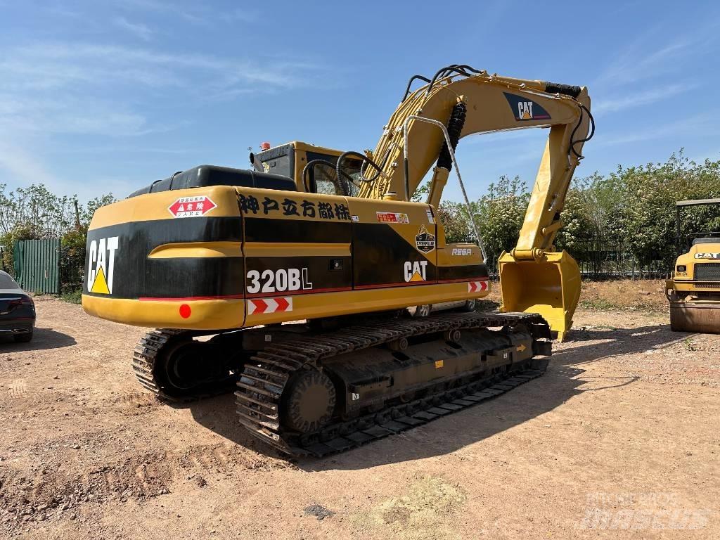CAT 320 B L 대형 굴삭기 29톤 이상