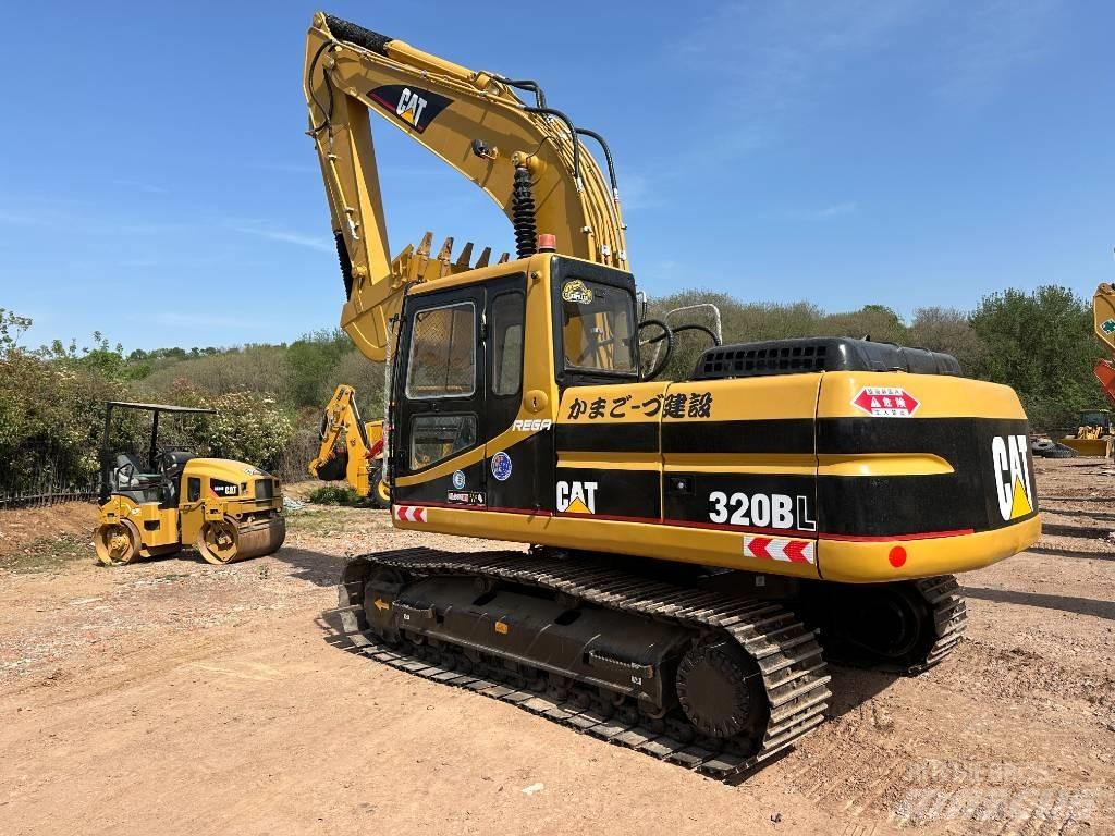 CAT 320 B L 대형 굴삭기 29톤 이상