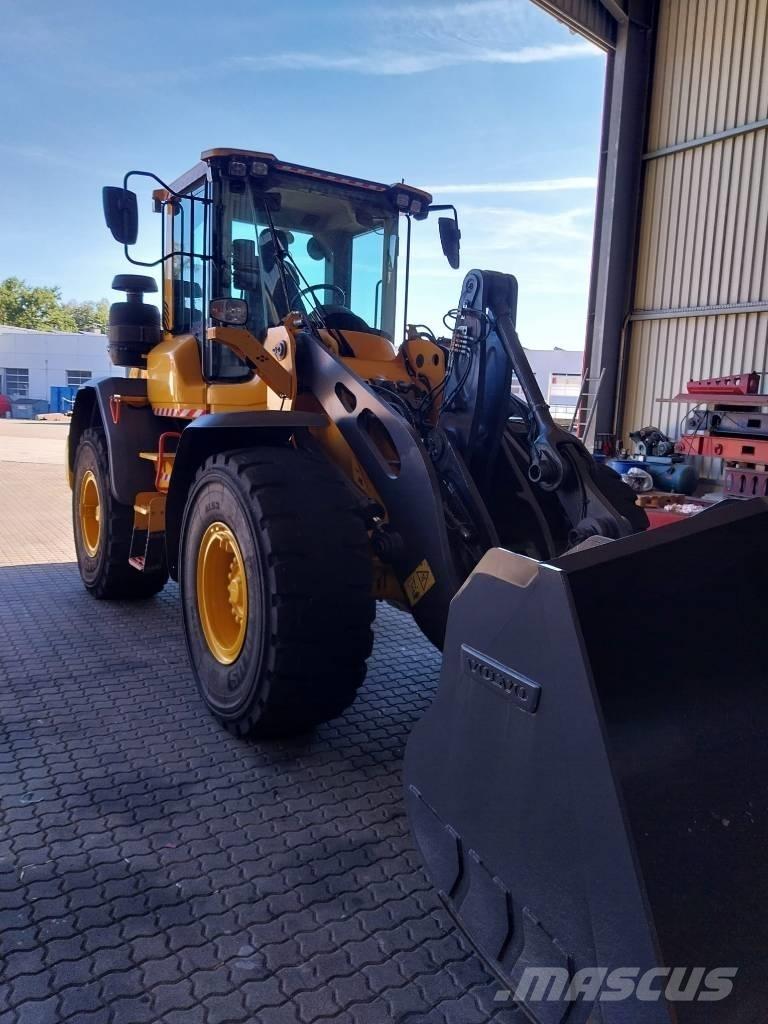 Volvo L 90 H  휠로우더