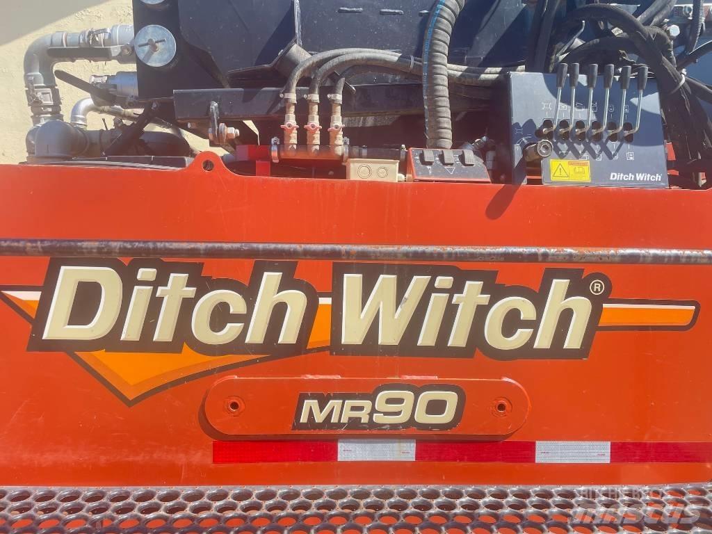 Ditch Witch MR 90 수평 굴착 장치