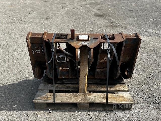 Daewoo Mega 200 퀵 커넥터