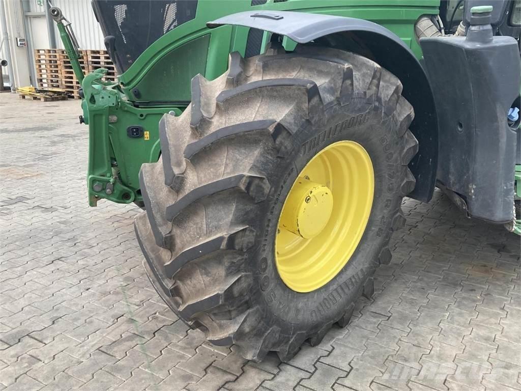 John Deere 6250R 트랙터