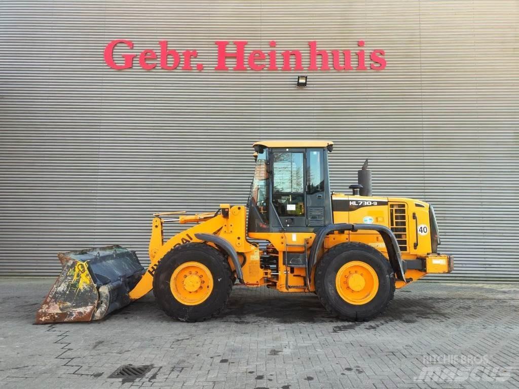 Hyundai HL 730-9  휠로우더