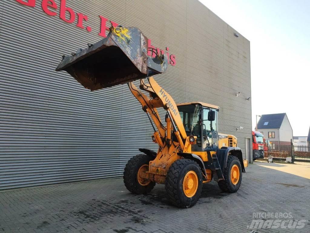 Hyundai HL 730-9  휠로우더