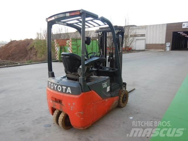 Toyota 8FBEK16T 전동 지게차