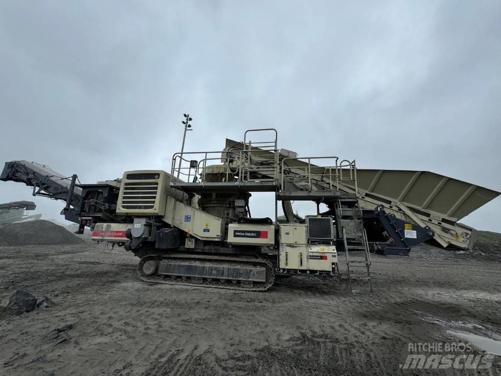Metso LT300HP 이동식 분쇄기