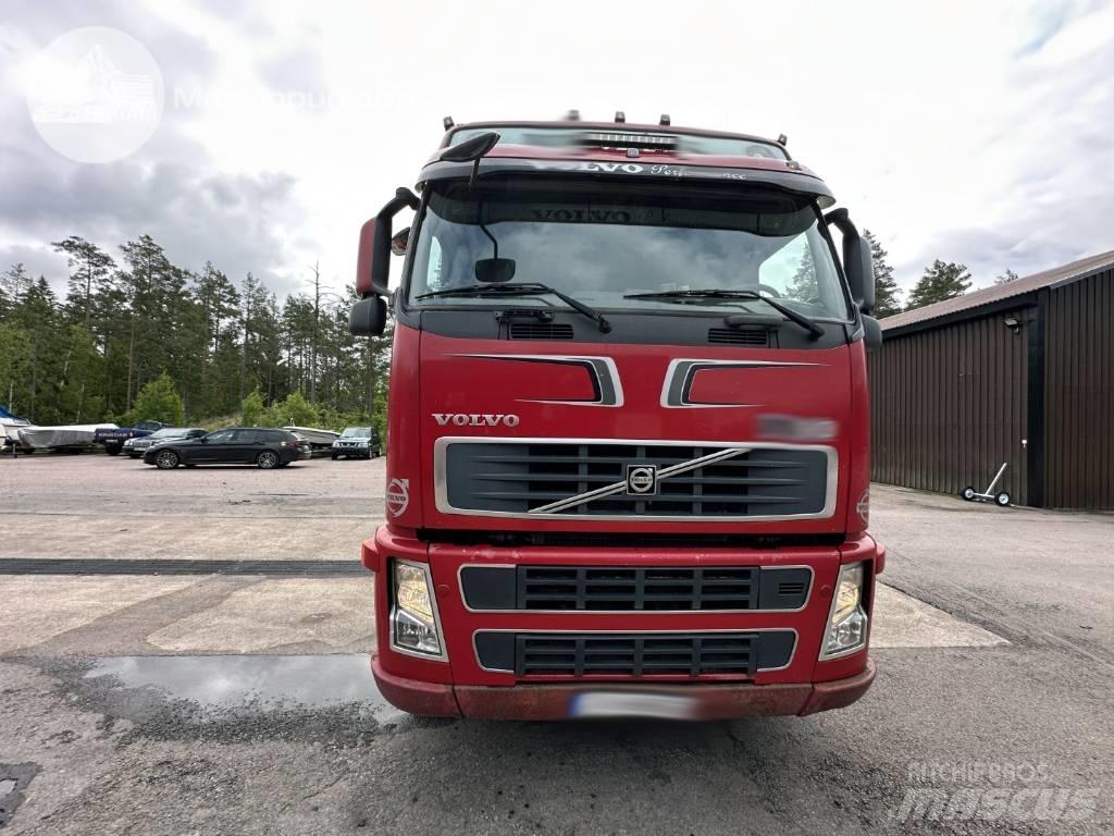 Volvo FH 480 목재 트럭