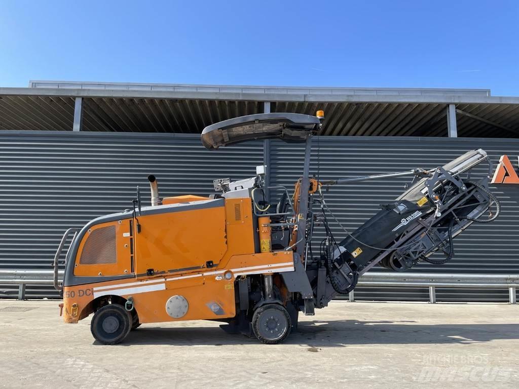 Wirtgen W 50 DCI 아스팔트 콜드 밀링 기계